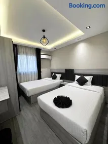 Avenue Residence Mohandiseen - Image 1