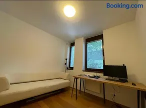 Prestige Living, 2BR Luxury Apartment, Koliba location, free parking - Image 5