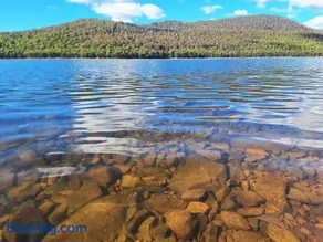 Entire home in Bradys Lake, Tasmania's Central Highlands - Image 1