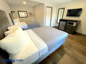 Sequoia Motel - Image 2