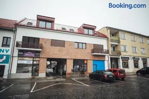 Castle Apartments - Image 1
