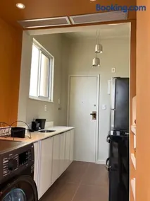 Spacious flat in Gloria with balcony and views - Image 2