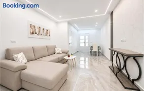 5 Bedroom Gorgeous Home In Vila-Real - Image 2