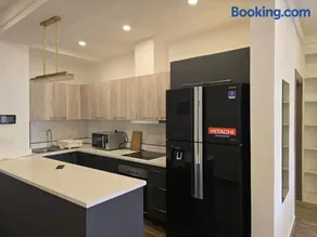 Signature Property Solutions Luxury Furnished Apartments - Image 3