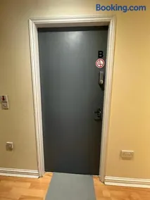 Private room in a shared flat (Room B) - Image 1