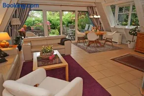 Zeltdachhaus fuer die ganze Familie - Image 3