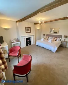 Antlers Bed and Breakfast - Image 1