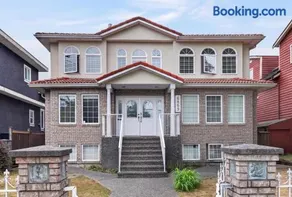 Beautiful Home in Burnaby (Metrotown Area) - Image 1