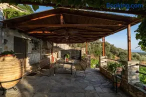 Mirabilia Mountain Villa with a sea view - Image 3