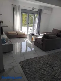 Newly Built Villa, Chora Pythagoreio - Image 4