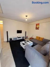 Lux Suites Balozi Apartment South B - Image 1