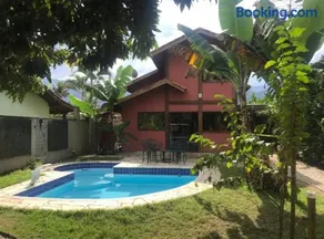 Casa de praia com piscina e clima de montanha - Image 1