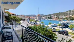Waterfront Seaview Apartment Maria - Image 3