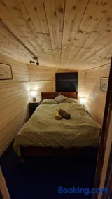 The Cabin - a very quiet location - Image 2