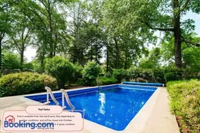 Pool - Hot Tub - Game Room - Remodeled - Sleeps 10 - Image 1