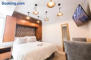 Zebbuga The Penthouse Suite 7 - Image 4