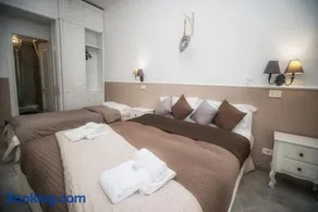 Vatican Rooms - Image 2