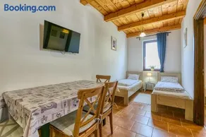 Levendula Apartman - Image 4