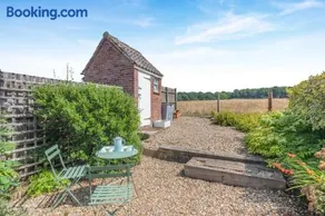 1 Bed in Swanton Novers oc-1747 - Image 2