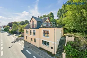 Two-Storey Townhouse With Sea View - Image 1