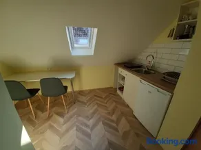 Gyopár Gyöngye Apartmanház - Image 3