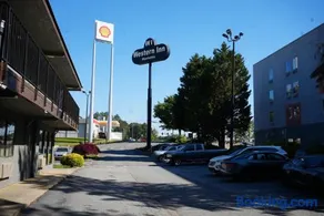 Western Inn Marietta - Image 1