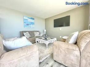 Exclusive luxury & lifestyle suite - Image 3