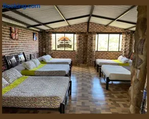 Hospedaje Villa de piedra - Image 2