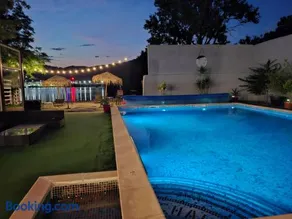 Coliba Contemporana - Image 1