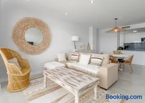 Via Celere 2325 Luxury Sea View Appartment - Image 3