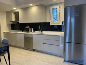 Beach front apartment - Image 2