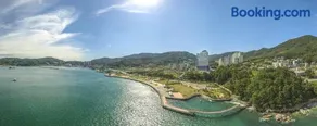 The Pora Suites - Image 2