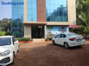 Hotel Deepak Executive, Ganpatipule - Image 1