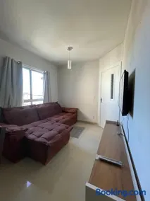 Apartamento de 2 quartos em condomínio com portaria 24h e localização excelente - Image 2