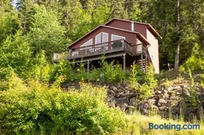 Lake CDA View 4BR Sleeps 12 Dog-Friendly - Image 3
