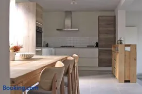 Moderne woning tussen Brussel en Gent met privacy, comfort, werkplek & parking - Image 5