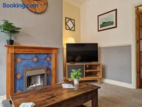Devon St - Cozy home, Free easy parking! - Image 2