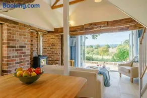 The Cider Barn, Luxury for 2 with beautiful views. - Image 3