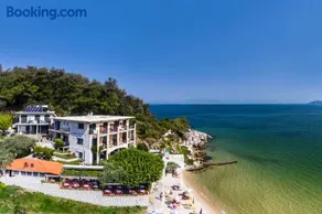 Hotel Villa Nisteri - Image 1