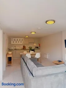105 beach lodge millendreath - Image 4