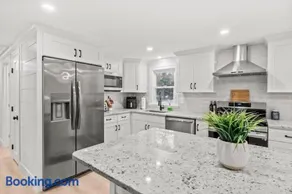 Centerville Oasis, Heated Saltwater Pool! - Image 1