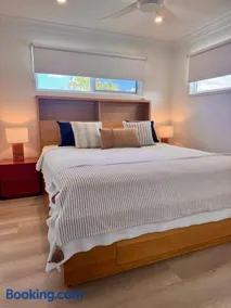 Spacious Private 2BR Guest Suite - Image 5