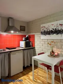 Little house - Image 3