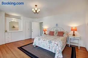 351CA 351 Catalina Ave - Image 5