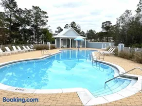 LUXE Doin' Grayt Easy Beach Access 4 Bikes Pool Pets Sleeps 12 - Image 2
