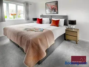 Woking - 2 Bedroom House - With Garden - Image 5