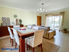 Cozy & Calm Beach House - Image 2