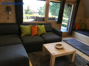 Wooden Apartman Prémium Jacuzzival - Image 4