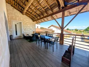 Nid paisible avec un coin terrasse - Image 1