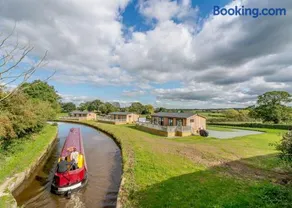 Winston Farm Lodges - Image 1